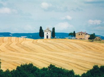 26-val-d'orcia-gallery-cappella-della-madonna-di-vitaleta